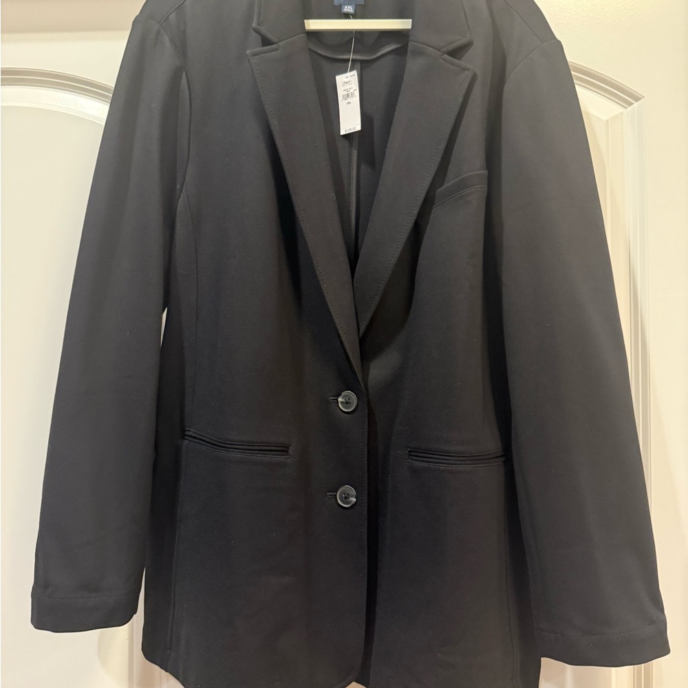 New - Women's Black Blazer